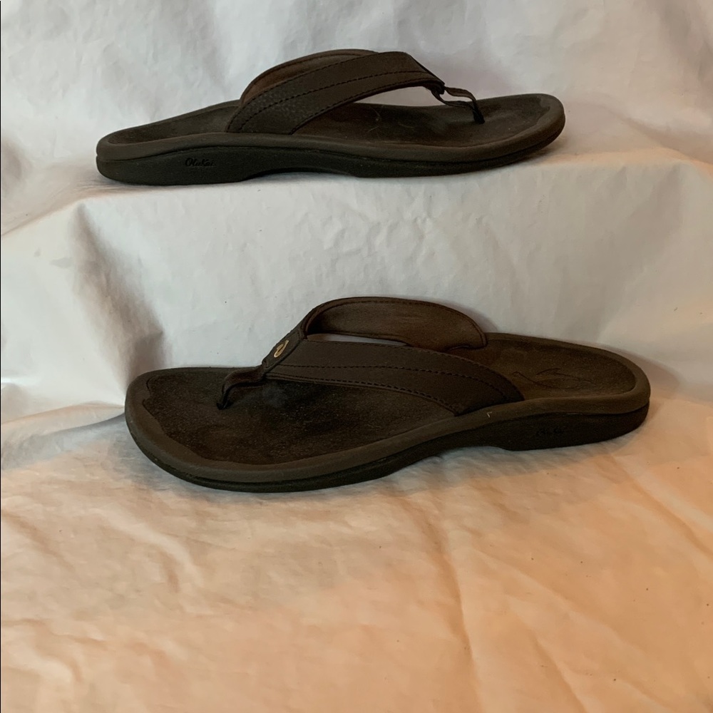 OluKai Brown Sandals